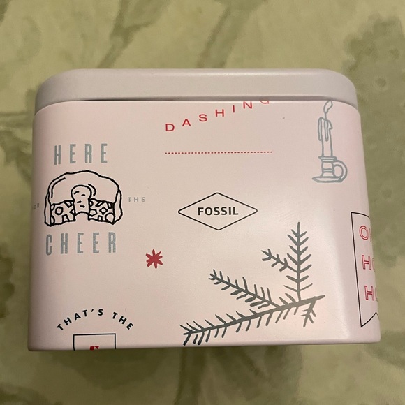 New Fossil Rhinestone Details Stainless Steel Watch Christmas Holiday Cheer Tin - Picture 13 of 16